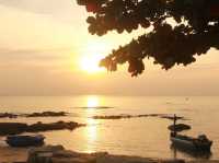 ลานหินขาว #หาดแม่รำพึง 🌴🌴🌴
