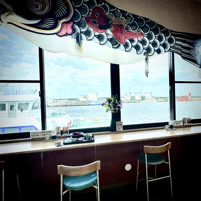 酒田海鮮市場：時令海鮮丼屋，菜單豐富