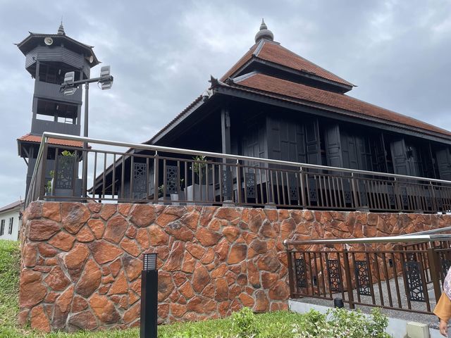 Kampung Laut Mosque, Tumpat