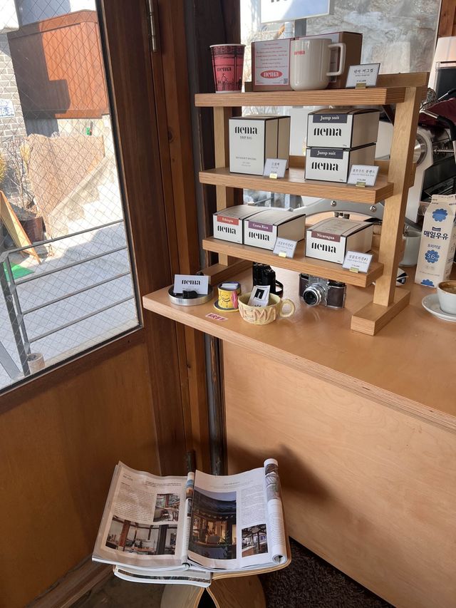 韓国/ソウル【三清洞】韓屋(ハノク)を見ながらコーヒータイム☕️🤎