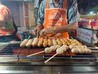 ตลาดศาลเจ้าถนนคนเดิน เมืองสุราษฎร์