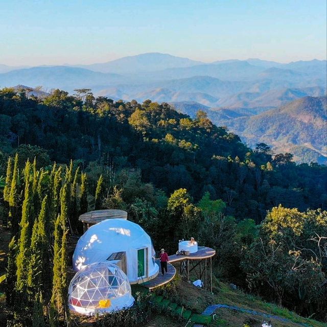 ลากแฟนไปตื่นมาดูหมอกนอน​Glamping​ สุดลักซ์ชูวที่เชียงใหม่
