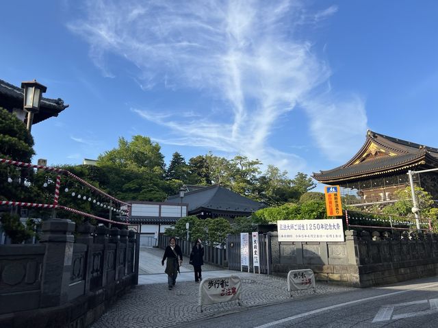 東京必去景點｜成田山新勝寺，離成田機場超近一站就到