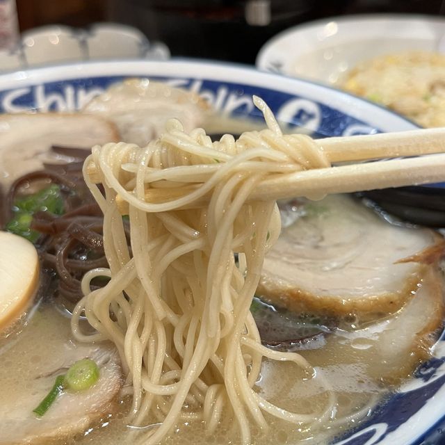 【福岡・博多駅】屋台発！長年の経験が生まれた博多純情らーめん「博多らーめん ShinShin KITTE博多店」