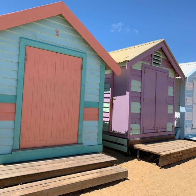 澳洲🦘必到打卡沙灘🏖️Brighton Beach😙紅爆彩虹🌈Bathing Boxes😍