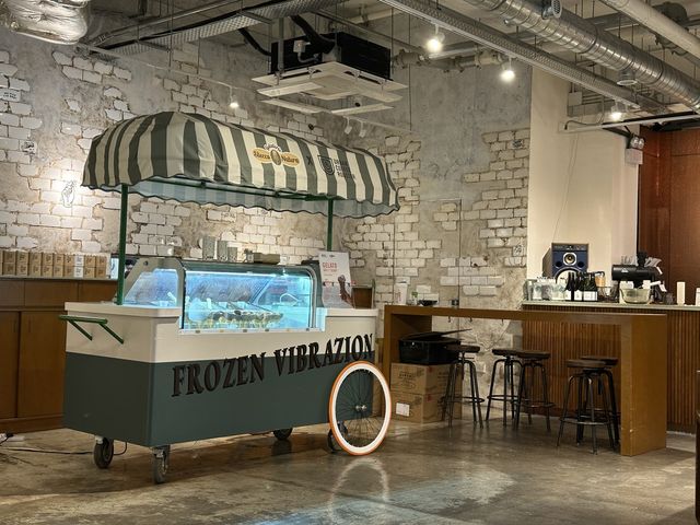 食在將軍澳 | Urban Coffee Roaster | 夏日推介軟殼蟹飯