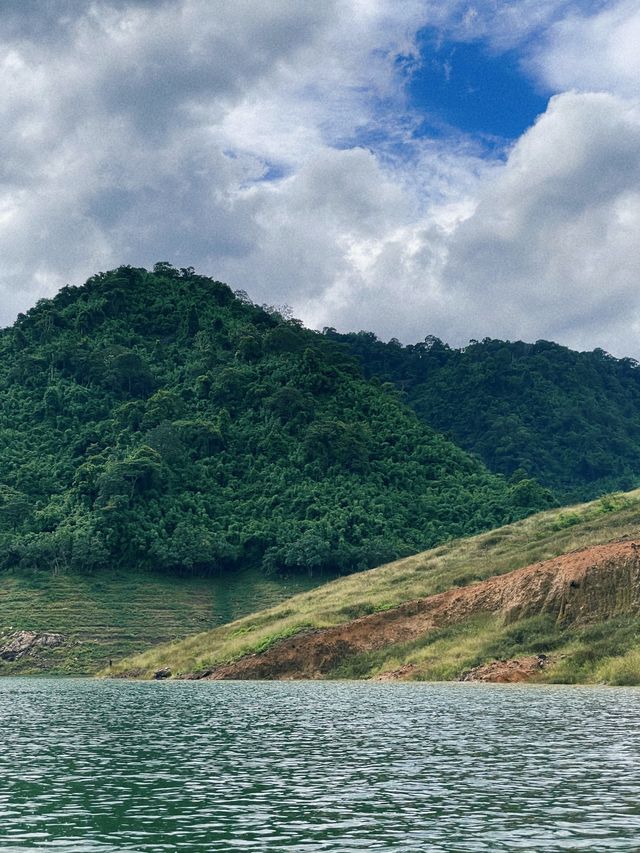 หน้าฝนนี้ ไปเขาช่องลมกันเถอะ 🍃