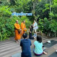 โรงแรมเขาใหญ่ กับทะเลสาปขนาดใหญ่ สวยมาก
