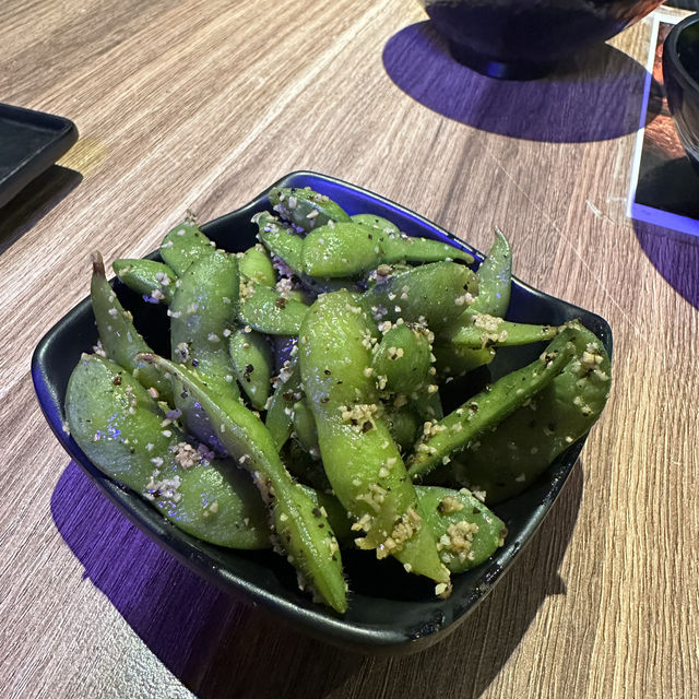 台北東區必吃小酌平價串燒，串在一起平價串燒！好吃、好氣氛，快來吃看看！