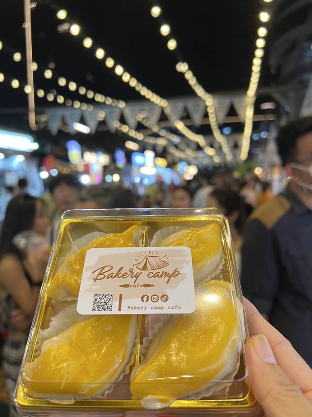Jodd Fairs จ๊อดแฟร์ ถนนคนเดินย่านรัชดา พระราม9