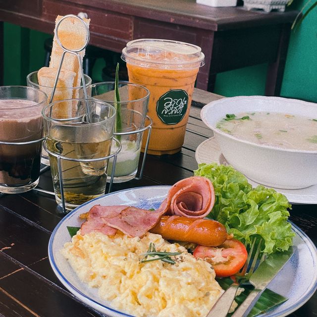 อรุณสวัสดิ์ คาเฟ่อาหารเช้า ที่มากกว่าคำทักทาย ⛅️
