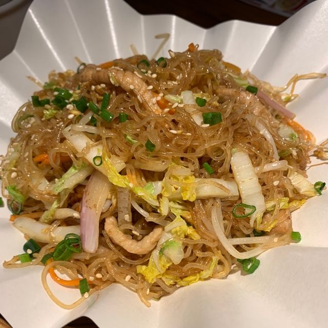 肉嫩！鮮甜！多汁！必吃紅燒乳鴿 ～ 金光鴿王