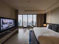 โรงแรมหรู สระสวย เปิดใหม่ ย่านทองหล่อ🌆