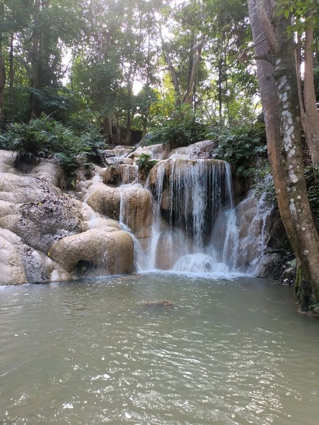 น้ำตกเพียงดิน🏞️
