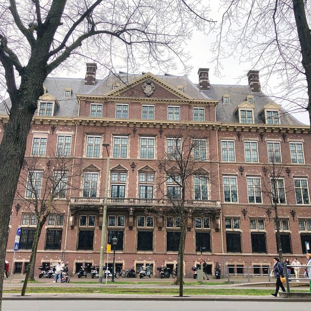 荷蘭🇳🇱海牙The Hague (Den Haag)🚶🏻‍♀️🚶🏿🚶🏻‍♂️ Hofvijver 散步看風景