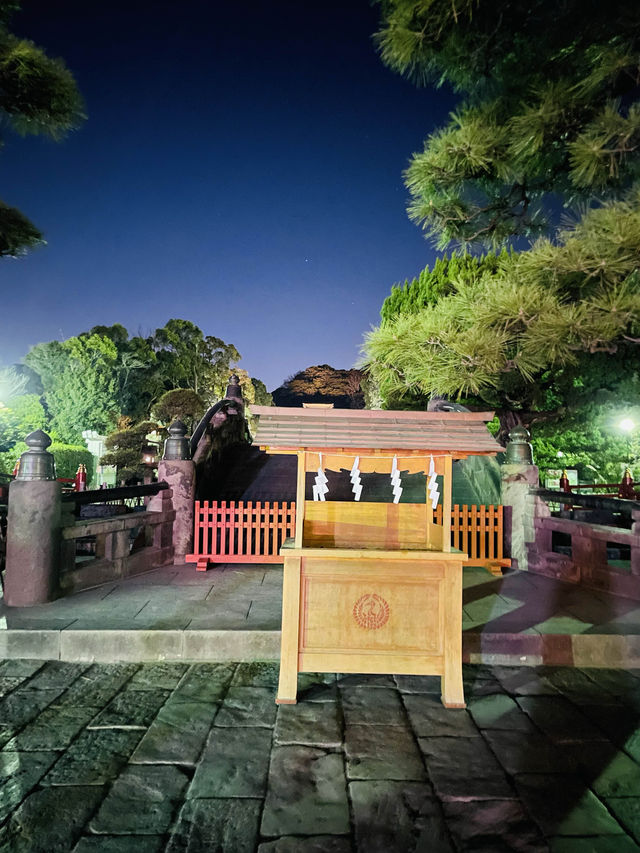 【神奈川県】ライトアップが美しい夜の鶴岡八幡宮