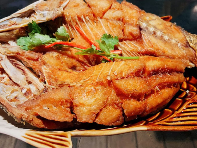 “บ้านพลอยเสม็ด” ร้านอาหารวิวสวยบนเกาะเสม็ด