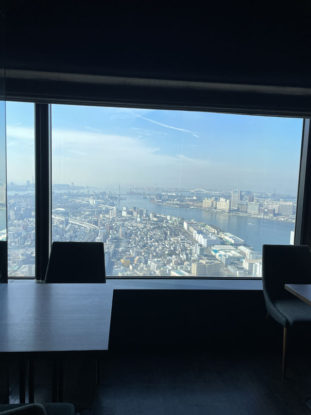 【大阪府】いちごスイーツだけじゃない！フードも美味しい「恋するいちごビュッフェ」