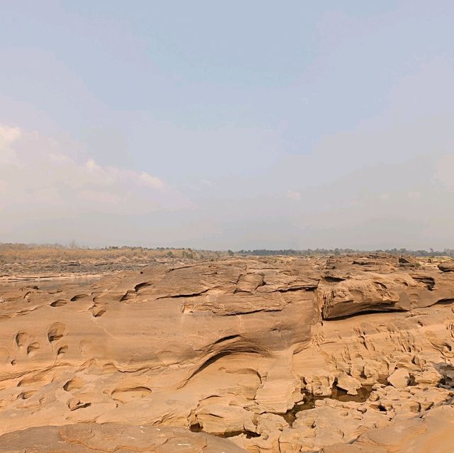 สามพันโบก จ.อุบลราชธรนี