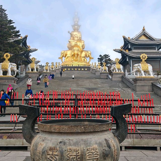 2D1N on splendid Mt Emei