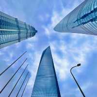 😍 Modern Marvels of Shanghai: skyscrapers, skywalk and memorable views ✨