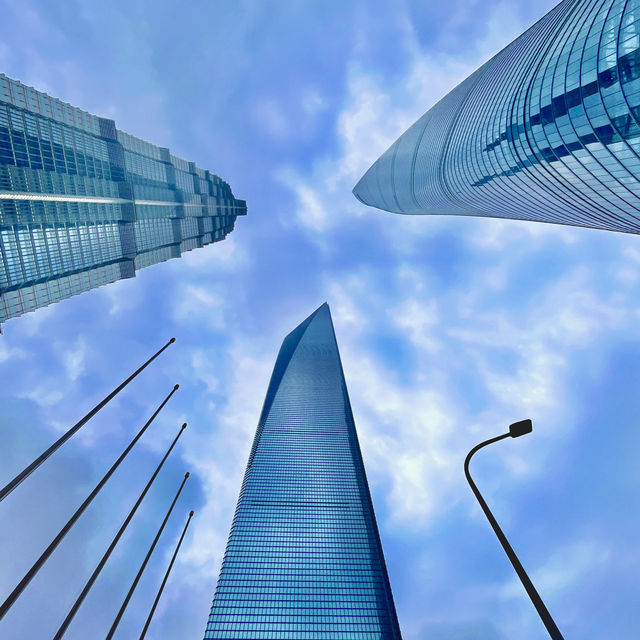 😍 Modern Marvels of Shanghai: skyscrapers, skywalk and memorable views ✨