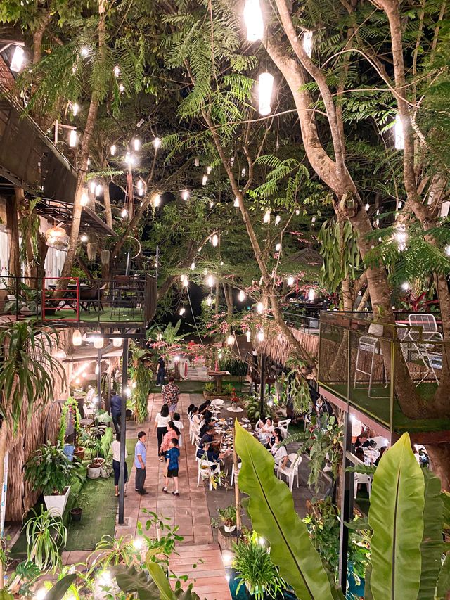 Thai Restaurant in a Tree House, Hatyai🇹🇭