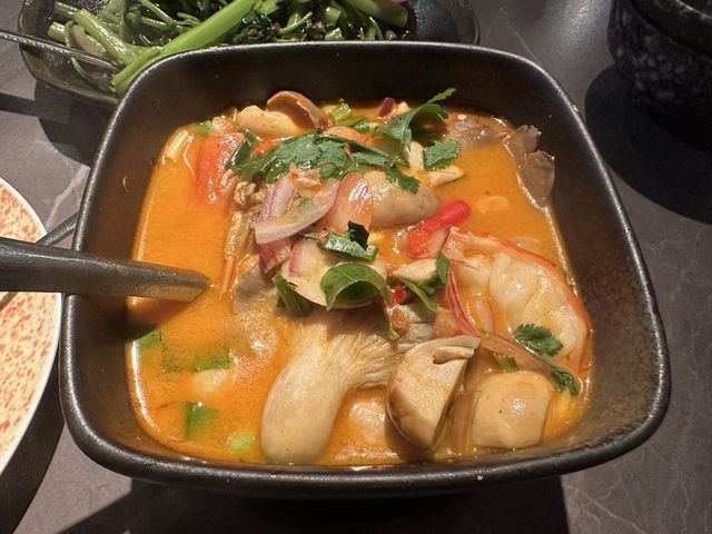 食在銅鑼灣 | 泰簡單 | 環境一流地道泰菜