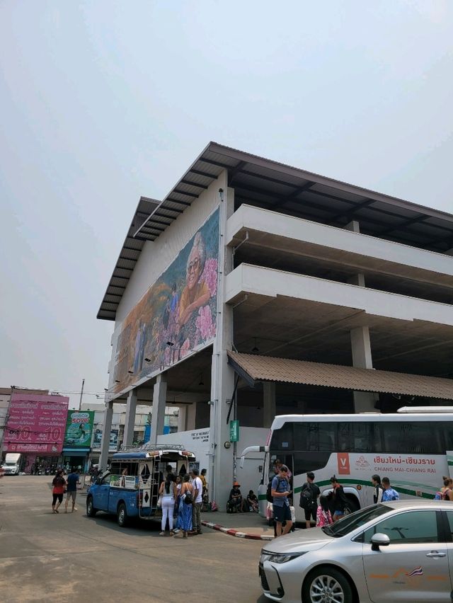 치앙마이 근교 여행 치앙라이 황금 시계탑