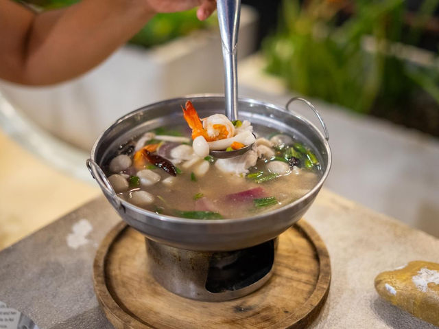 มาเกาะล้าน จะพลาดร้านนี้ได้ไง 📍