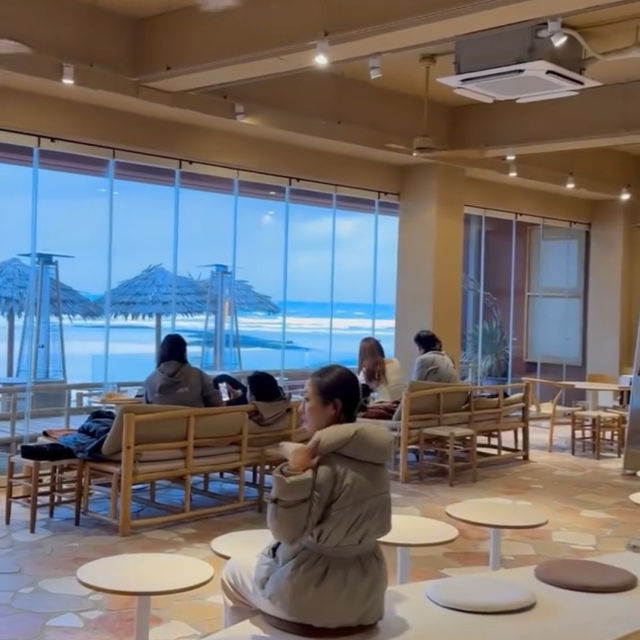 휴양지 감성 담은 제주 호텔샌드☕️