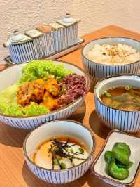 Kin Restaurants