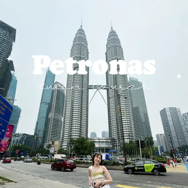 Petronas Twin Tower กัวลาลัมเปอร์