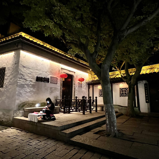 Night life at Tongli Ancient Town