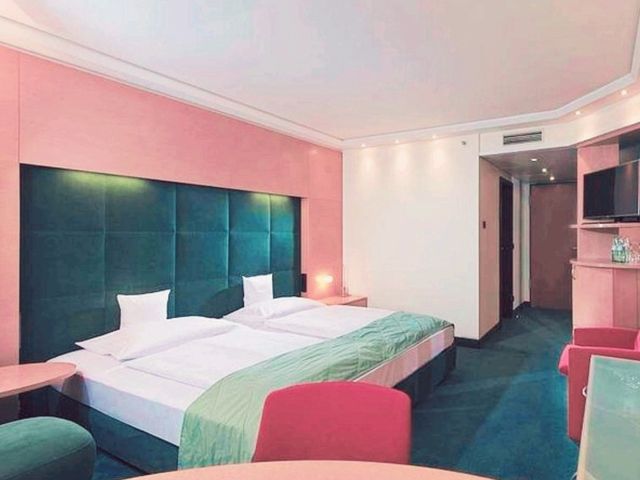 ✨ Stay at Hotel Amano Grand Central 