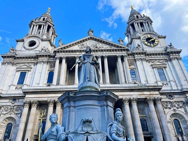 Visit St Paul's Cathedral 