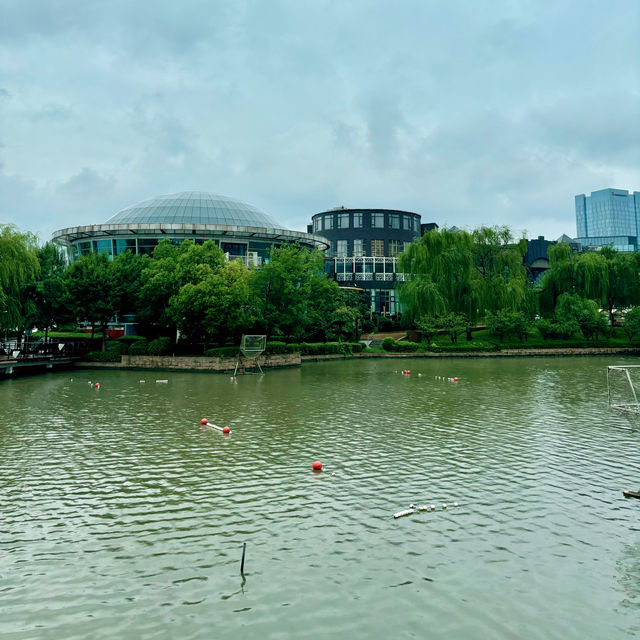 【南京】百家湖1912：集購物、娛樂、餐飲於一體的文化旅遊區