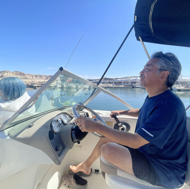 人工湖でボート遊び🛶
