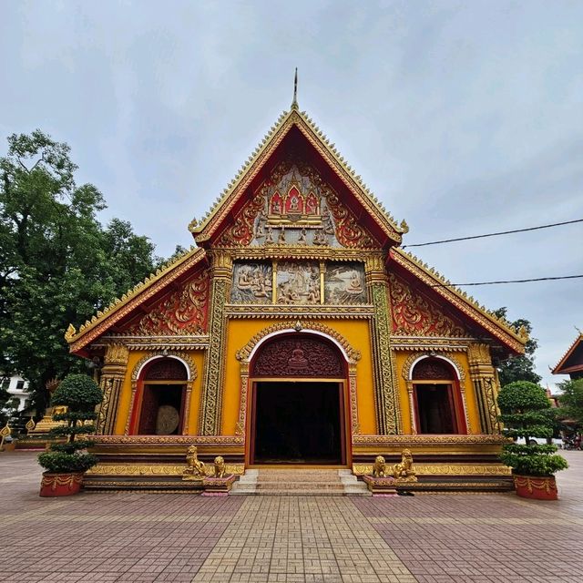 เวียงจันทน์ 1 วันเที่ยวอะไรได้บ้าง