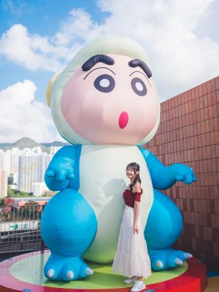 Wow! Giant Crayon Shin-chan Dinosaur Lands at New Town Plaza in Sha Tin!