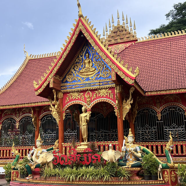 The oldest Temple in Vientiane with a sacrifice….