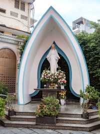 พาเที่ยวโบสถ์สวยกลางเมืองลุงโฮ Tan Dinh Church
