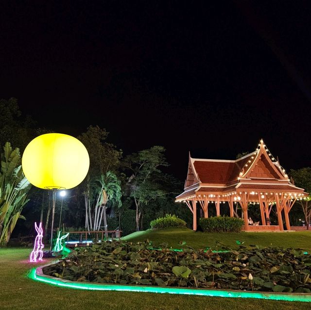 งาน ชม จันทร์ที่อัมพวา FULL MOON