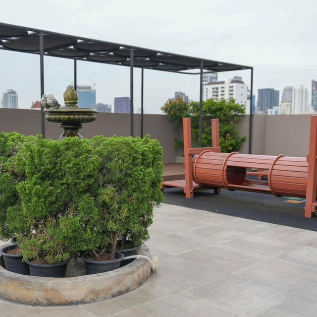 THEA Serviced Apartment by TH District เอกมัย