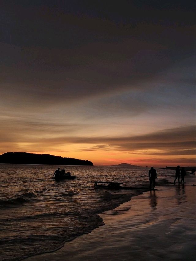 THE BEST SUNSET EVER !