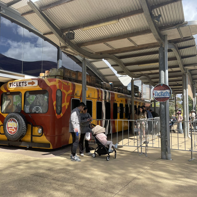 Werribee Zooで体感！サバンナ大冒険のサファリツアー
