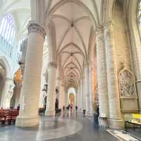 The Timeless Majesty of St. Michael and St. Gudula Cathedral: Brussels’ Gothic Gem