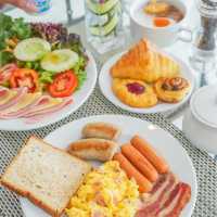 Café Kantary by the Sea