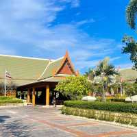 โรงแรมหรู สระว่ายน้ำสวย 🌊🏨