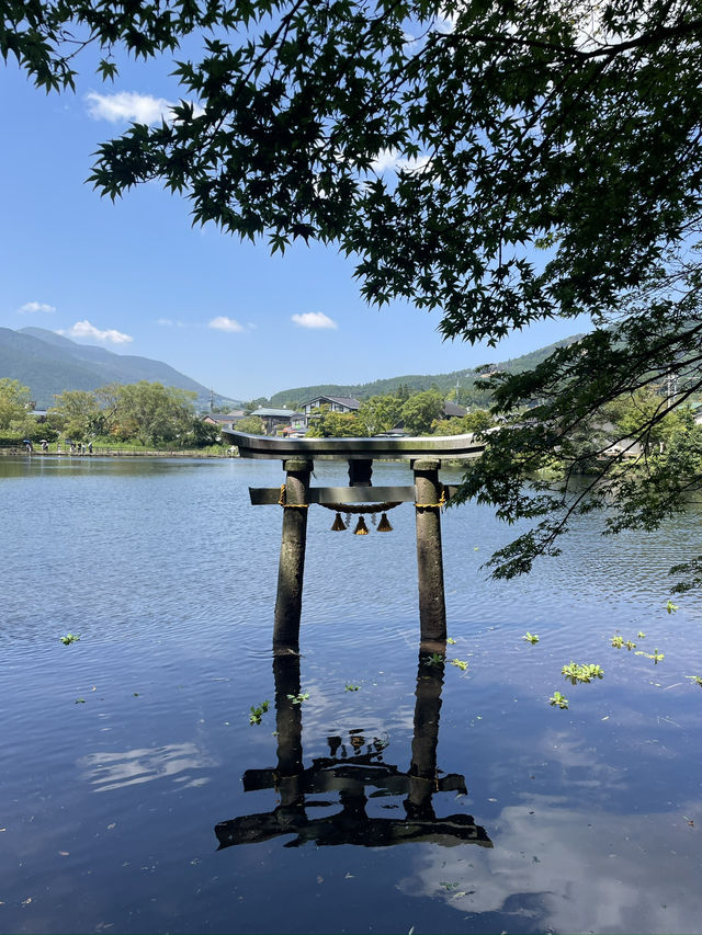 One Day in Yufu via one of the most sceneric train, Yufuin on Mori